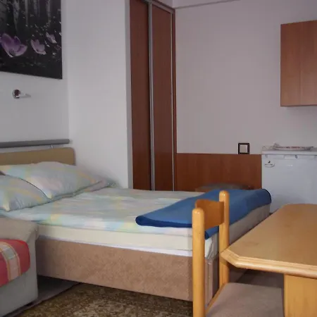 Goscinne Dabrowscy *