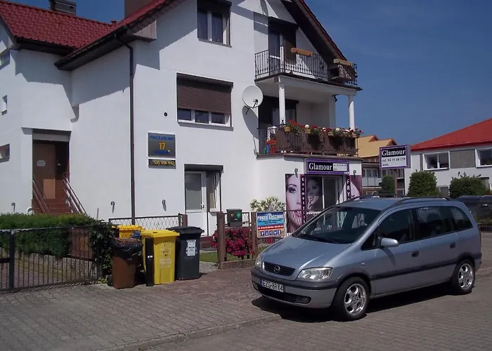 Goscinne Dabrowscy Dźwirzyno